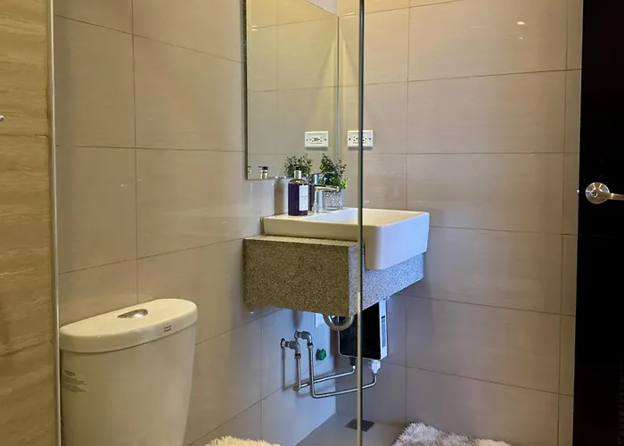 Panoramic Seaview 2br Near Airport Facing The Bay 6g Apartahotel 4*