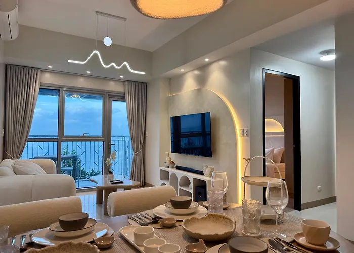 Panoramic Seaview 2br Near Airport Facing The Bay 6g