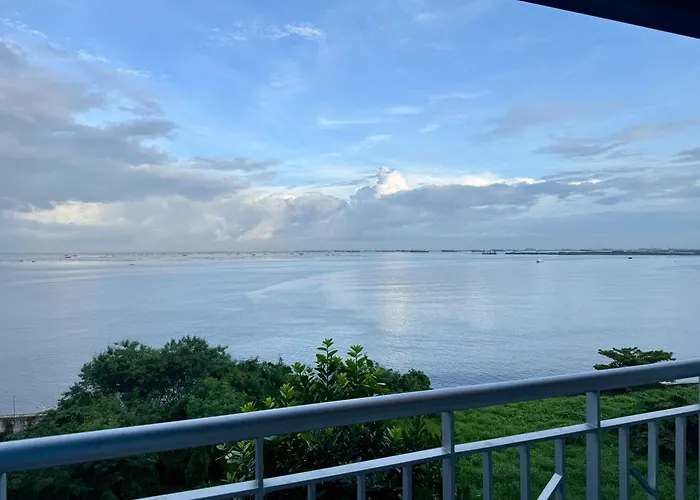 Panoramic Seaview 2br Near Airport Facing The Bay 6g 4* Manila